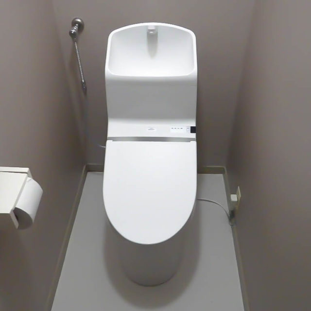 トイレリフォーム後 02
