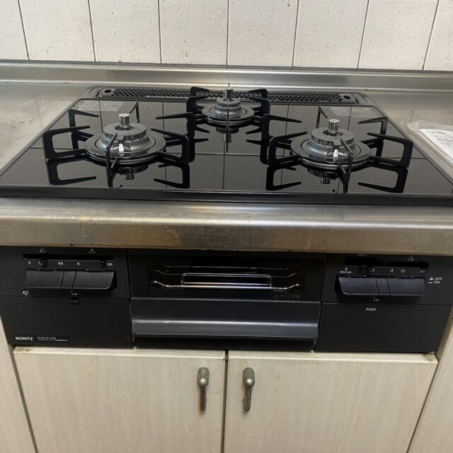 a764cd65 bd03 4381 8ffe eabc9cef17f5