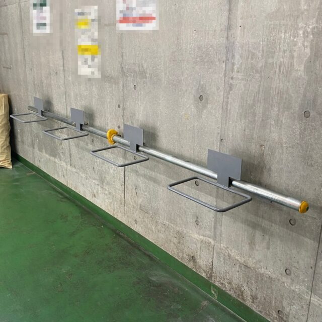 1727833707695